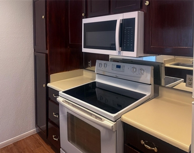 8055 Cambridge Street - Photo Thumbnail 11