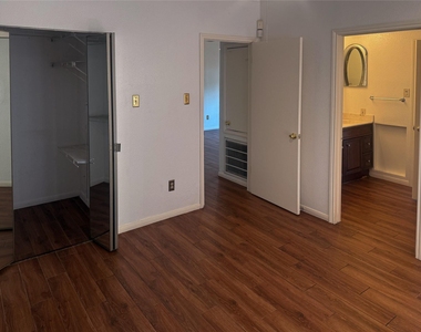 8055 Cambridge Street - Photo Thumbnail 15