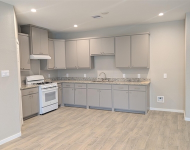 7745 Swiftwater Lane - Photo Thumbnail 8