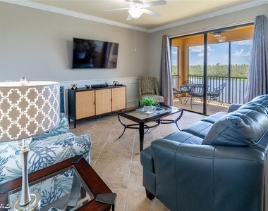 9731 Acqua Court - Photo Thumbnail 4