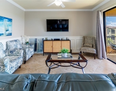 9731 Acqua Court - Photo Thumbnail 5
