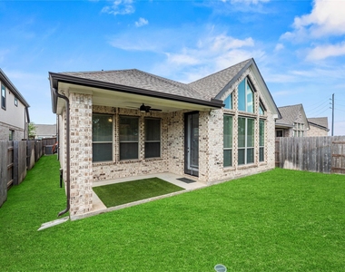 24211 Tallgrass Meadow Trail - Photo Thumbnail 31