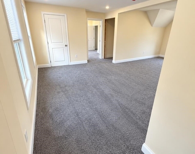 153 Belmont - Photo Thumbnail 10