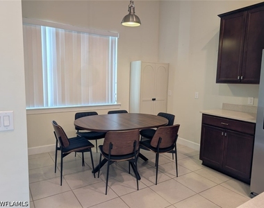 4546 Battlecreek Way - Photo Thumbnail 6