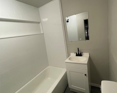 6139 Belcrest Street - Photo Thumbnail 13