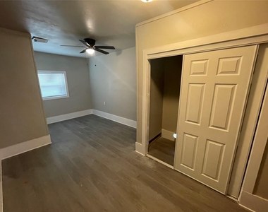 6139 Belcrest Street - Photo Thumbnail 12