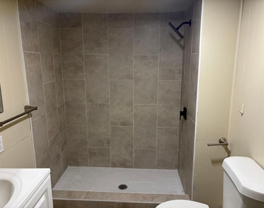6139 Belcrest Street - Photo Thumbnail 26