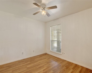 270 Masonwood Drive - Photo Thumbnail 6