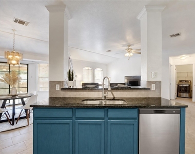 270 Masonwood Drive - Photo Thumbnail 2