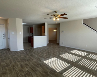 17918 Evergreen Trace Lane - Photo Thumbnail 4