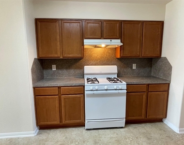 17918 Evergreen Trace Lane - Photo Thumbnail 7