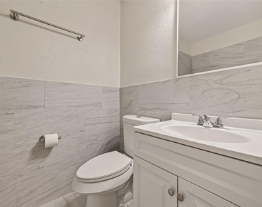 11118 Stroud Drive - Photo Thumbnail 16