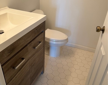 2182 Anchorage Lane - Photo Thumbnail 17