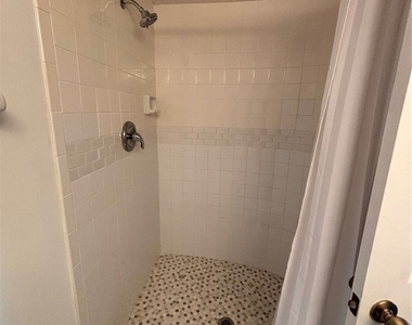 2182 Anchorage Lane - Photo Thumbnail 18