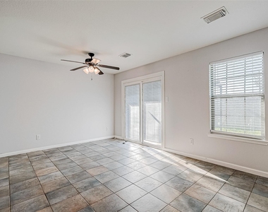 15711 Kings Cypress Lane - Photo Thumbnail 16