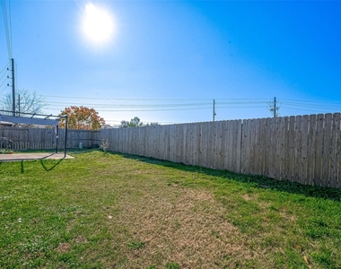 15711 Kings Cypress Lane - Photo Thumbnail 39
