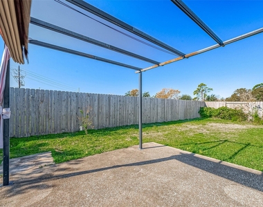 15711 Kings Cypress Lane - Photo Thumbnail 35