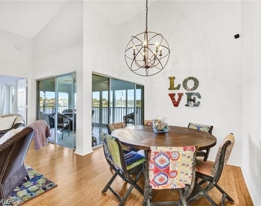 14985 Rivers Edge Court - Photo Thumbnail 11