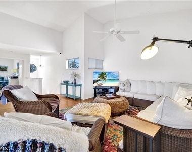 14985 Rivers Edge Court - Photo Thumbnail 9
