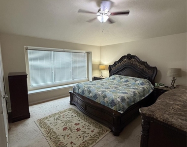 21506 Rose Mill Drive - Photo Thumbnail 5