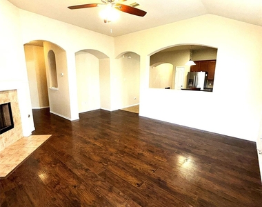 21506 Rose Mill Drive - Photo Thumbnail 10