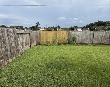 21506 Rose Mill Drive - Photo Thumbnail 18
