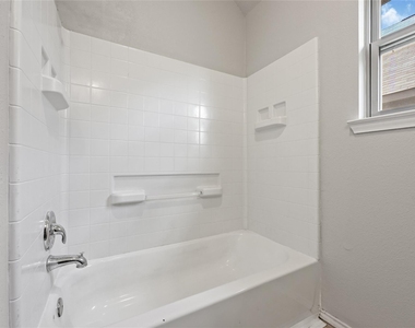 8910 Hartford River Lane - Photo Thumbnail 8