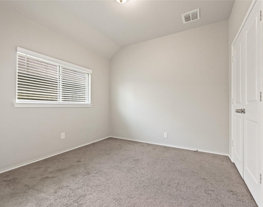 8910 Hartford River Lane - Photo Thumbnail 7