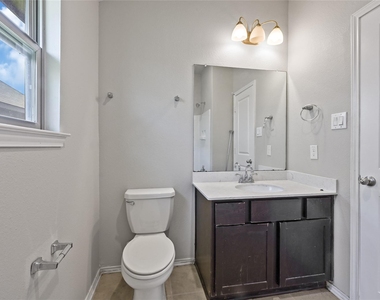 8910 Hartford River Lane - Photo Thumbnail 9