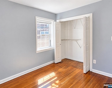 306 Grafton - Photo Thumbnail 7