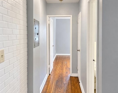 306 Grafton - Photo Thumbnail 4
