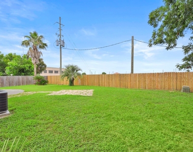 20818 Harvest Terrace Lane - Photo Thumbnail 32