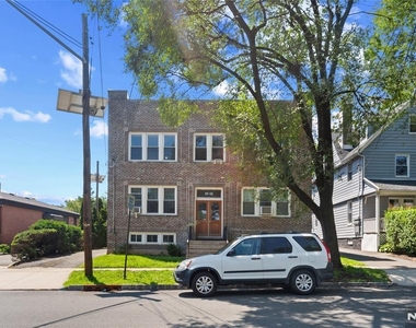 60-62 Elmwood - Photo Thumbnail 21