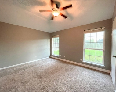 9838 Golden Eagle Street - Photo Thumbnail 29