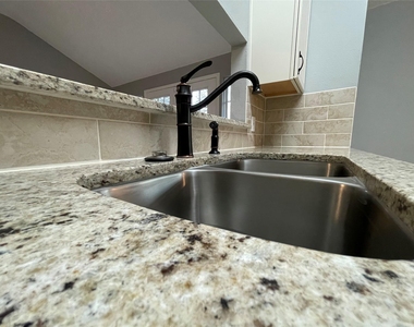 9838 Golden Eagle Street - Photo Thumbnail 20