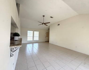 9838 Golden Eagle Street - Photo Thumbnail 14