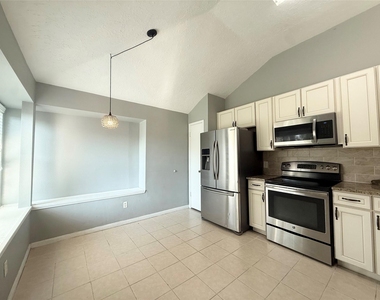 9838 Golden Eagle Street - Photo Thumbnail 24