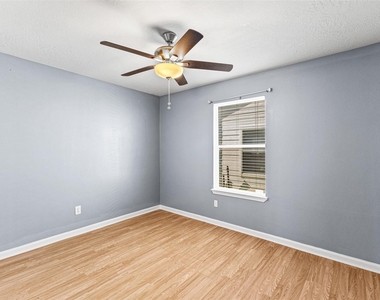 8538 Doskocil Drive - Photo Thumbnail 15