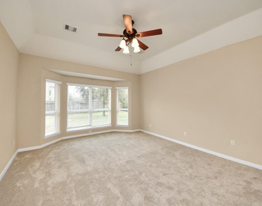 18006 E Williams Bend Drive - Photo Thumbnail 36