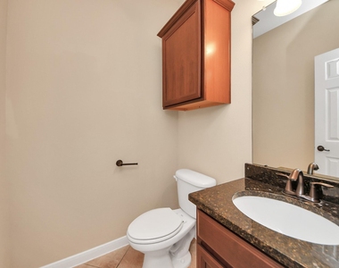 18006 E Williams Bend Drive - Photo Thumbnail 14