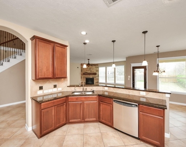 18006 E Williams Bend Drive - Photo Thumbnail 30