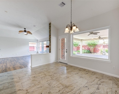 15831 Laurel Cove - Photo Thumbnail 26