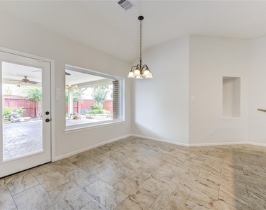 15831 Laurel Cove - Photo Thumbnail 27