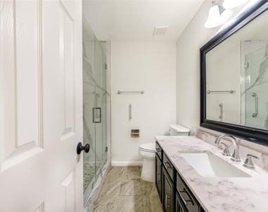 15831 Laurel Cove - Photo Thumbnail 6