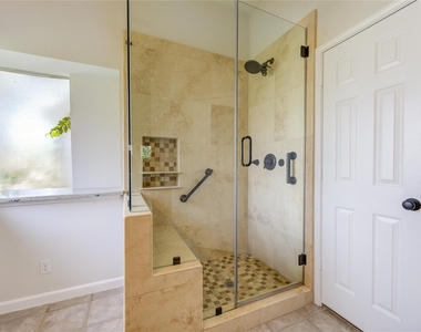 15831 Laurel Cove - Photo Thumbnail 14