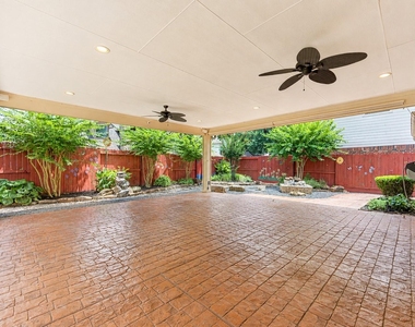 15831 Laurel Cove - Photo Thumbnail 31