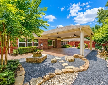 15831 Laurel Cove - Photo Thumbnail 36
