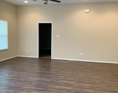 21507 Turkey Circle - Photo Thumbnail 8