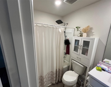 16154 Sugar Falls Drive - Photo Thumbnail 5