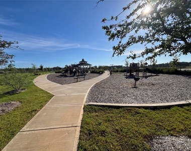 16154 Sugar Falls Drive - Photo Thumbnail 10